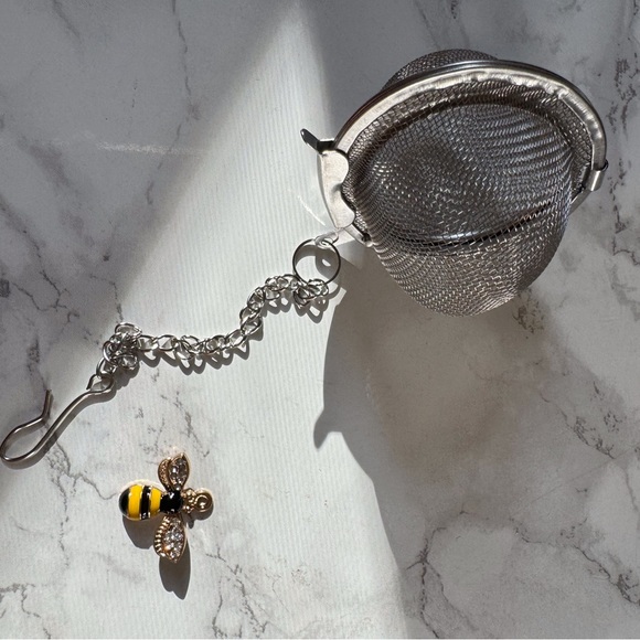 Tea Steeper , Size 1 " with bee charm . - Picture 2 of 10